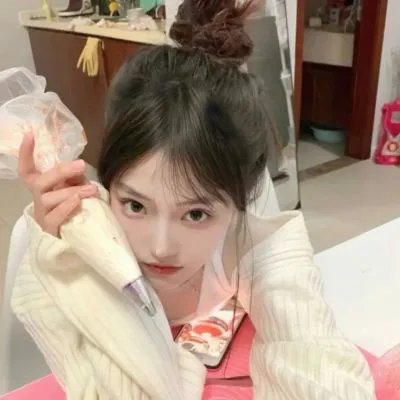 钢盔